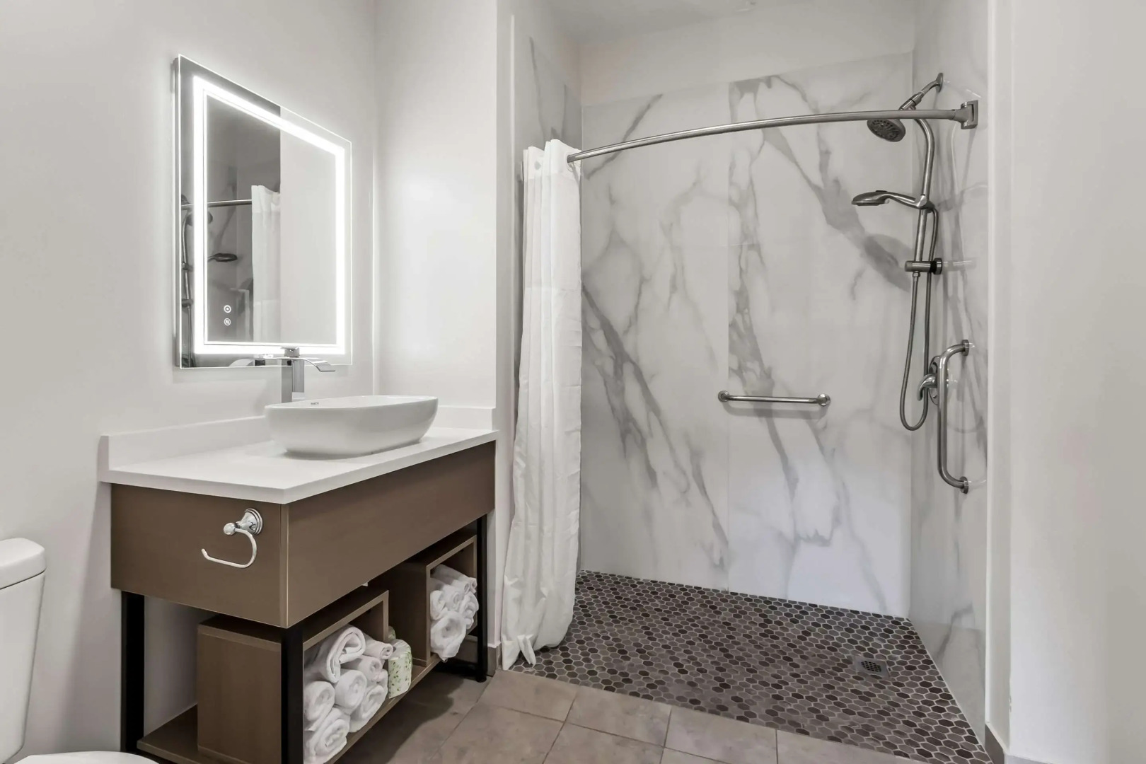 MainStay Suites Columbia Harbison