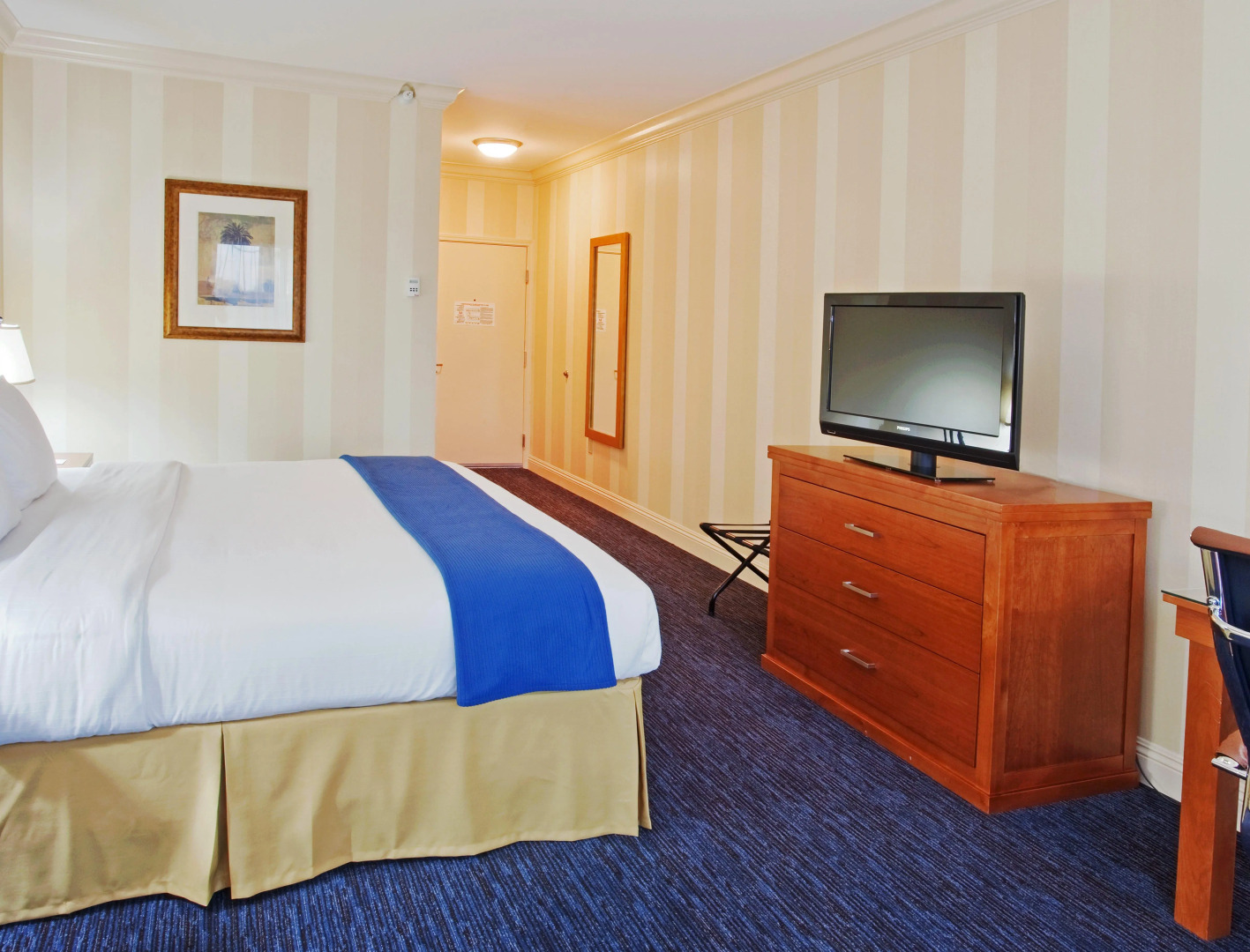 Holiday Inn Express Hotel & Suites Santa Cruz by IHG