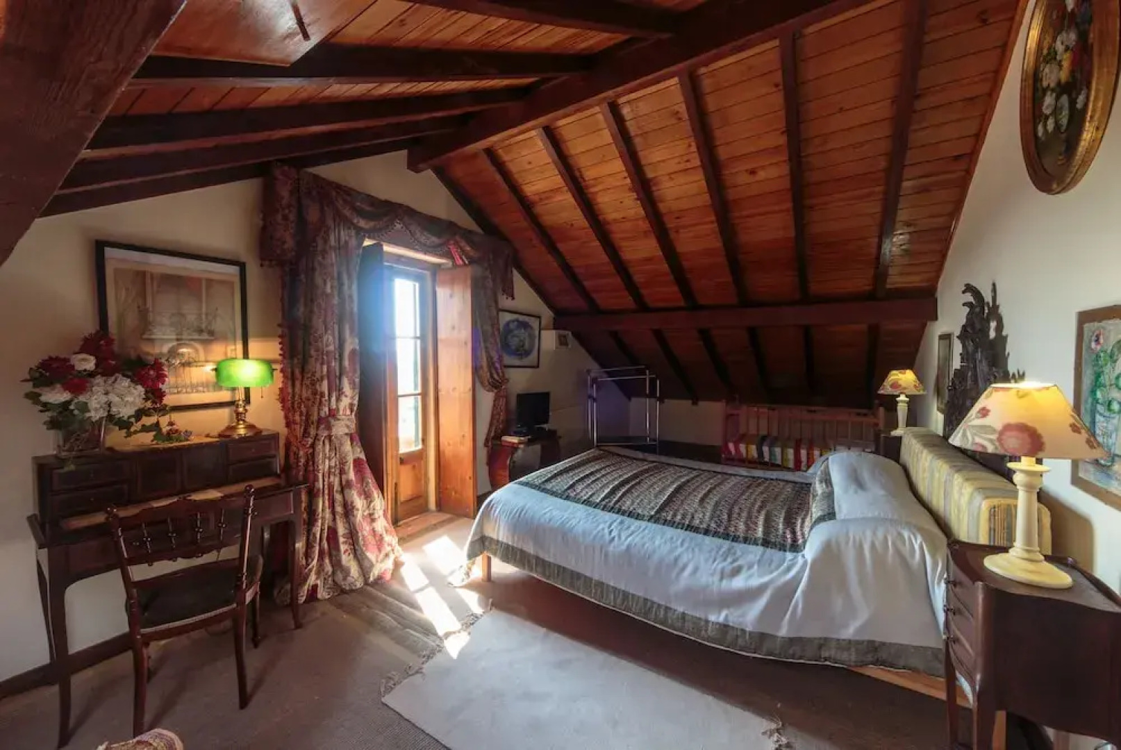 Shepinetree - Pinheira House