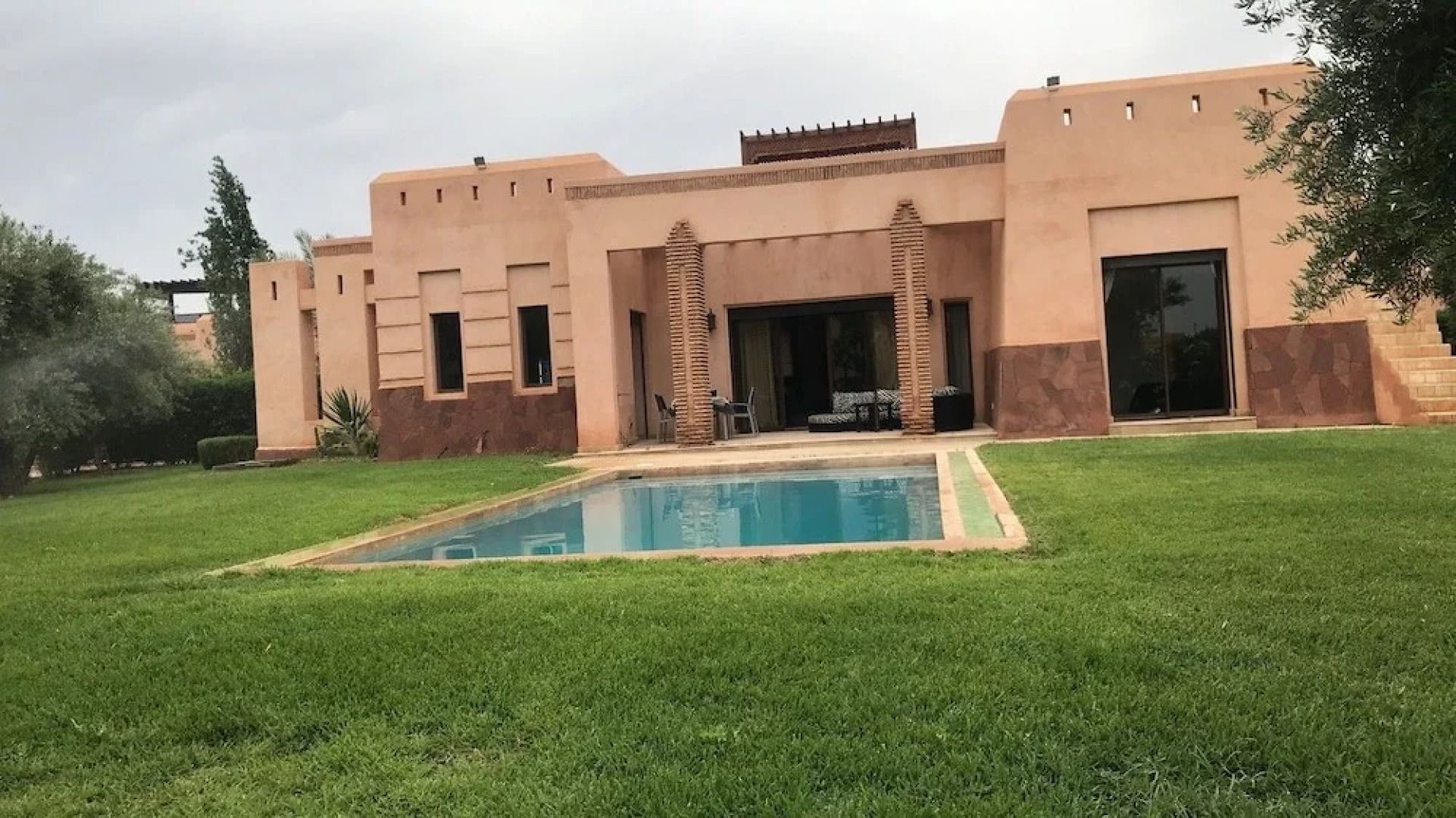 Apple Villa Isolee 51