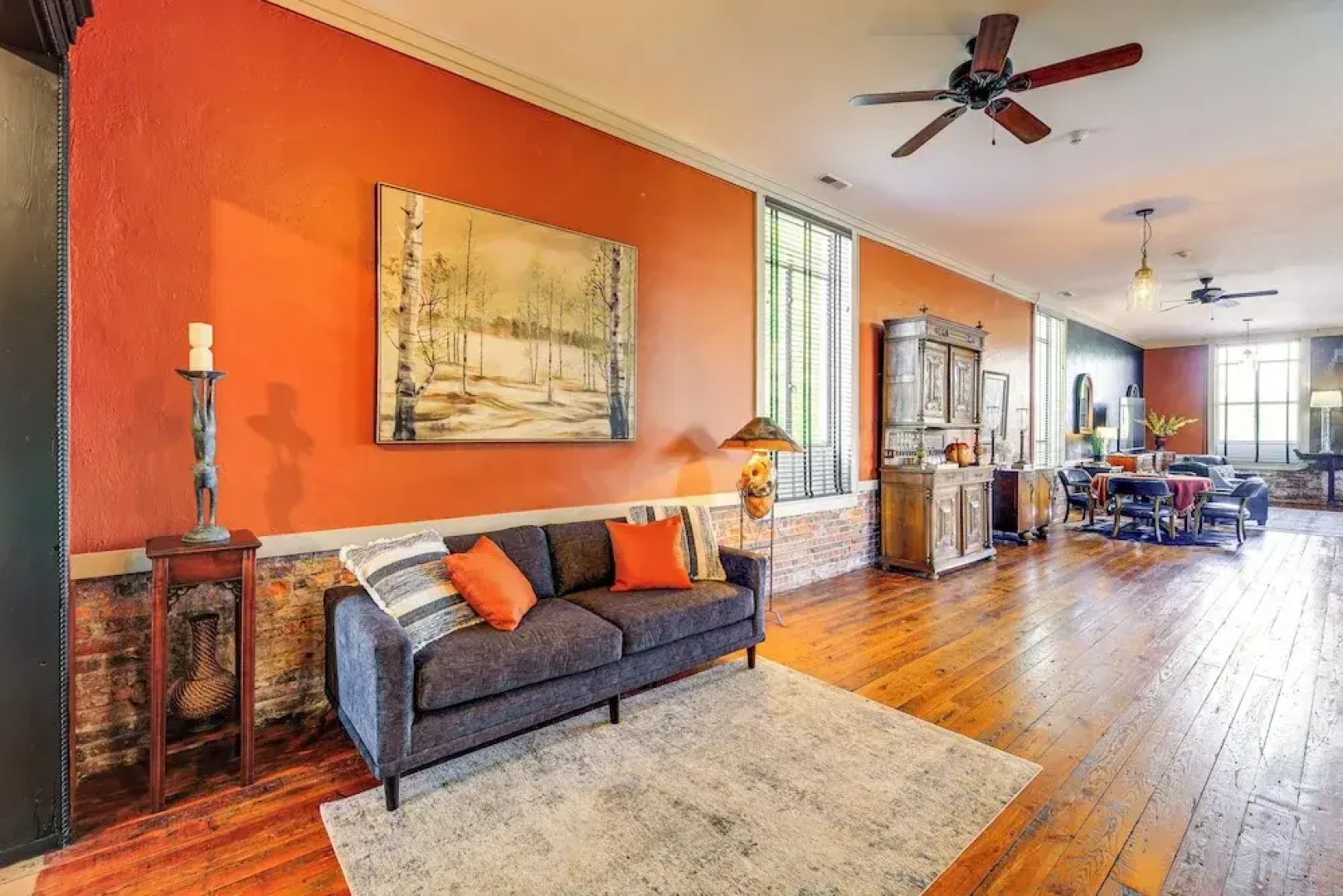 Walkable Wytheville Loft on Main Street!