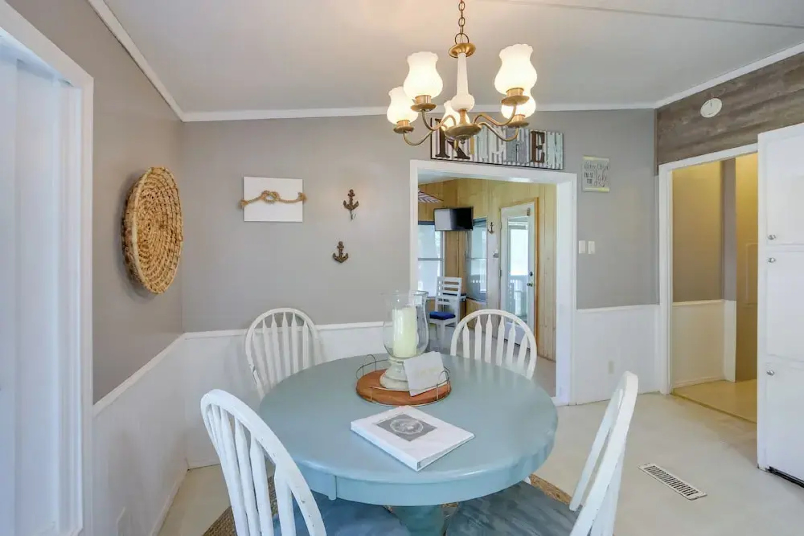 Dock, Deck & Kayaks: Home on Cedar Creek Reservoir