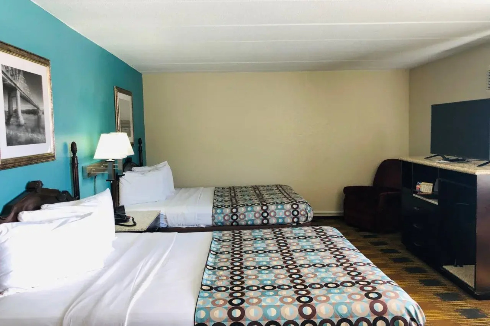 Red Carpet Inn Rochester