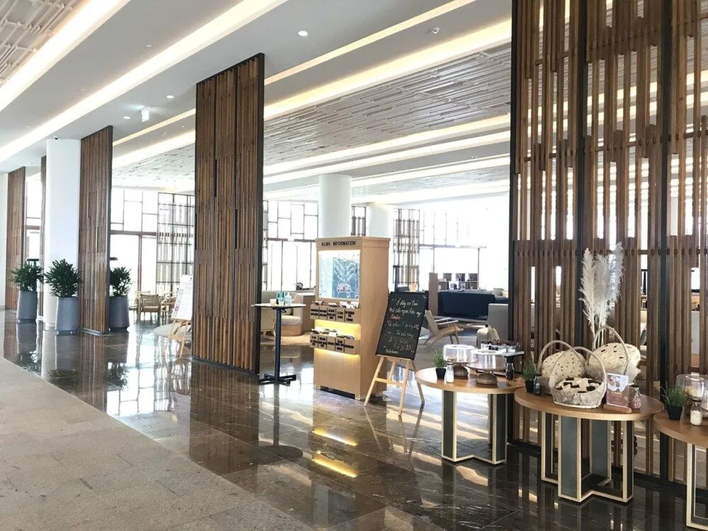 Suite & Pavilion Thien Kim