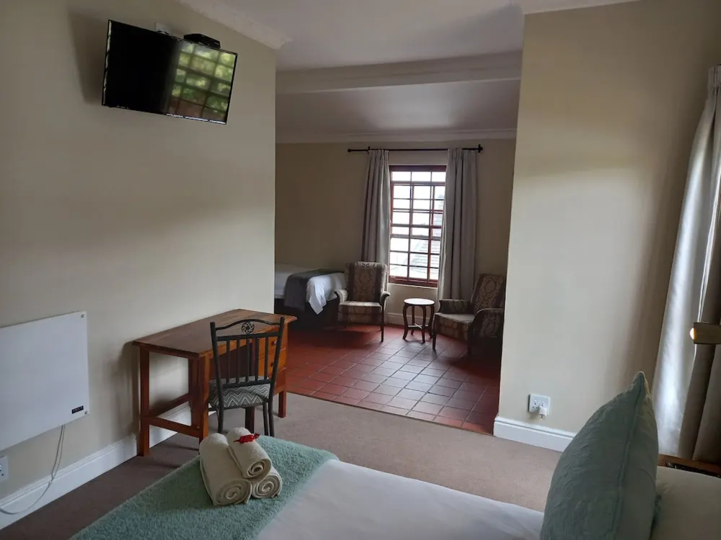 137 High Street Guest House