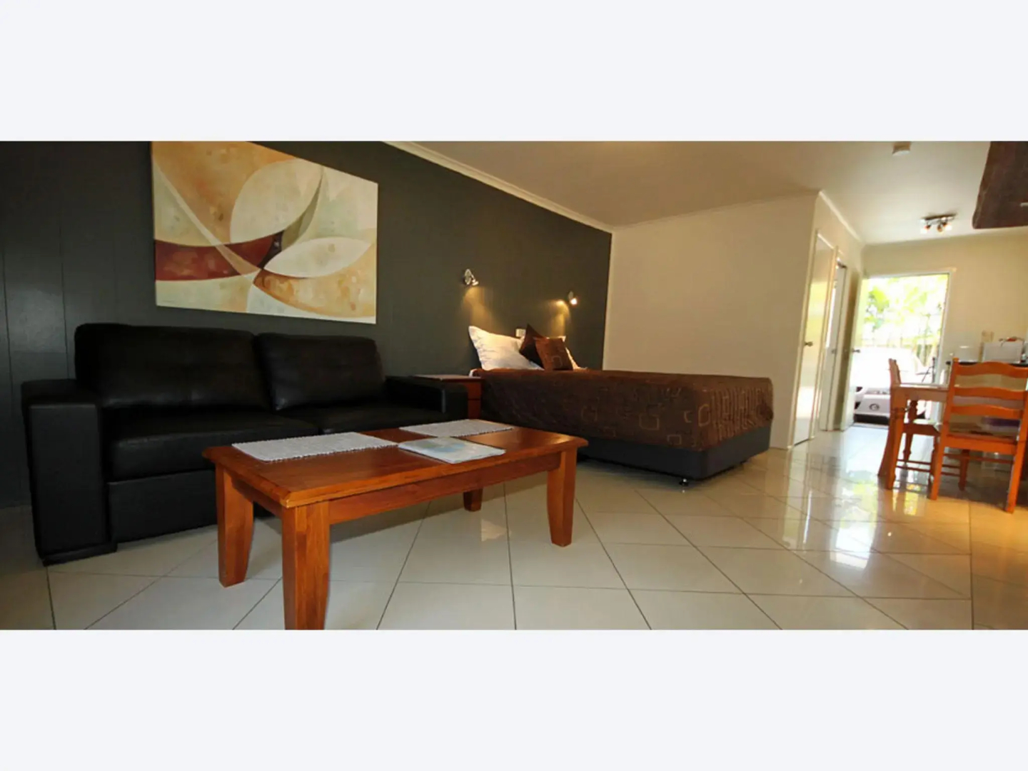 Pacific Palms Motor Inn