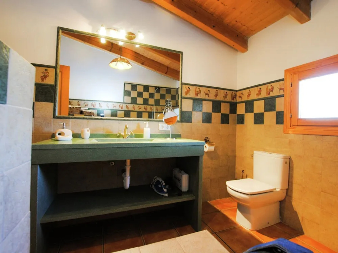 Authentic Rustic Finca With Private Pool Centrally Located