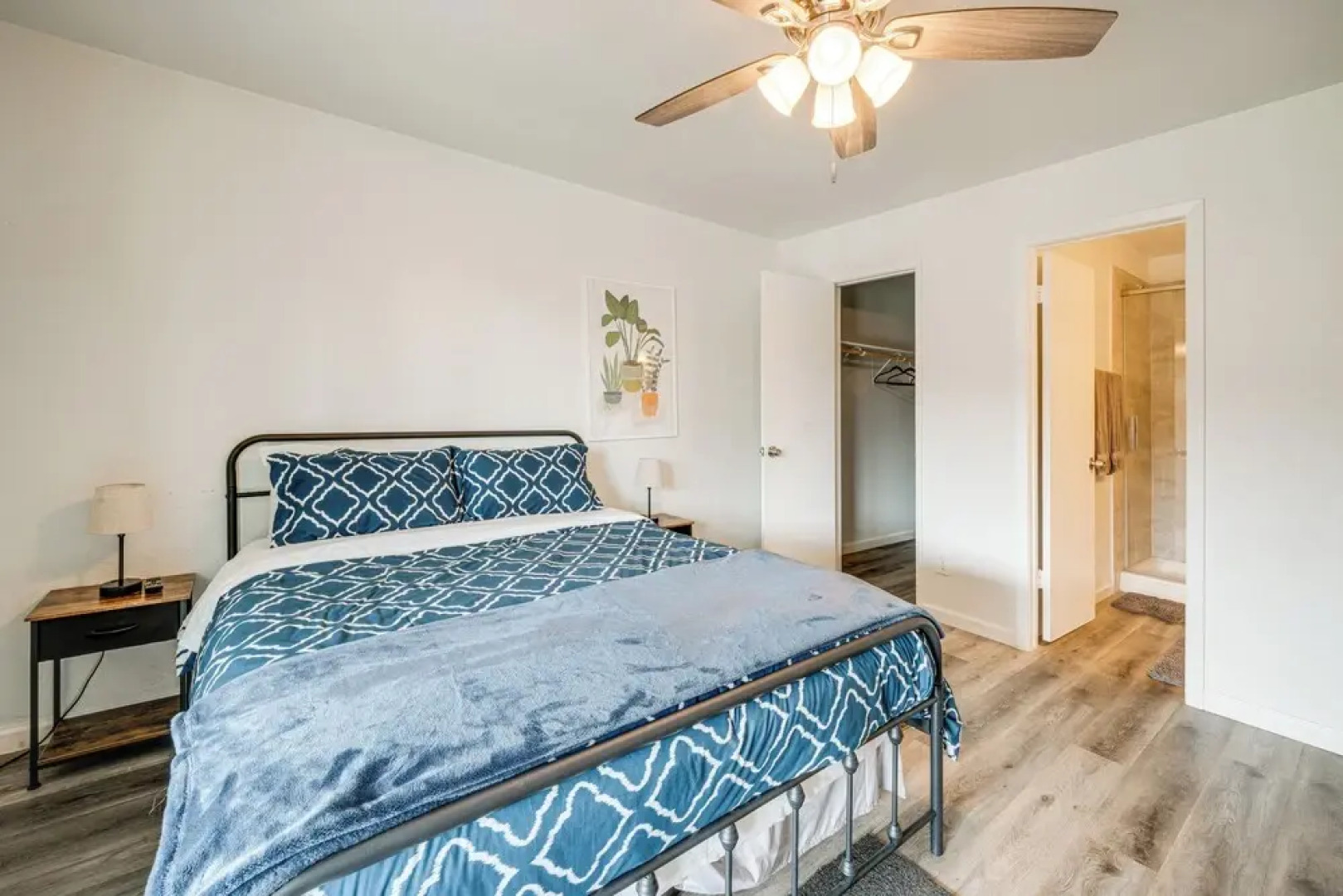 Game Room & Pool: Family Home in The Colony!