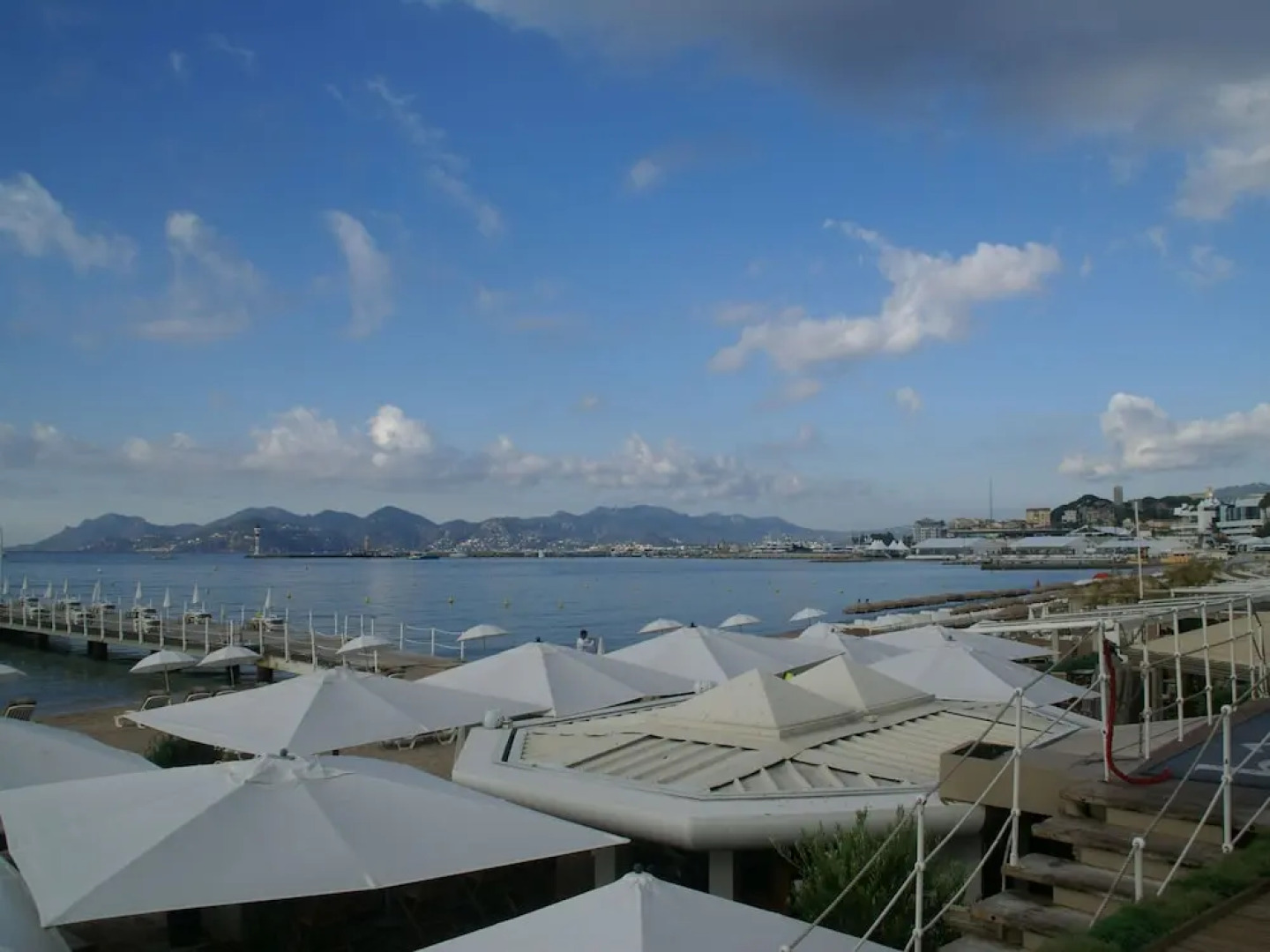 Lavish Villa in Mouans-sartoux With Sauna