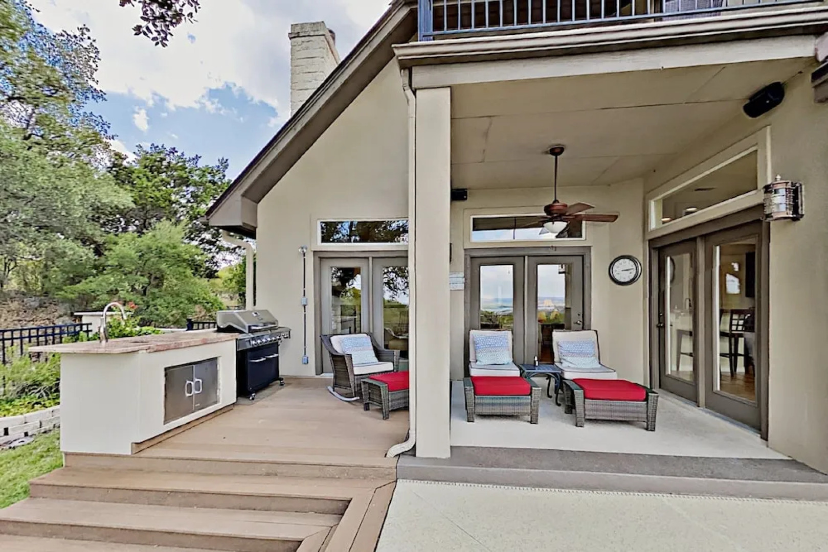 Sacred Vista: Opulent Hill Country With Pool 5 Bedroom Home