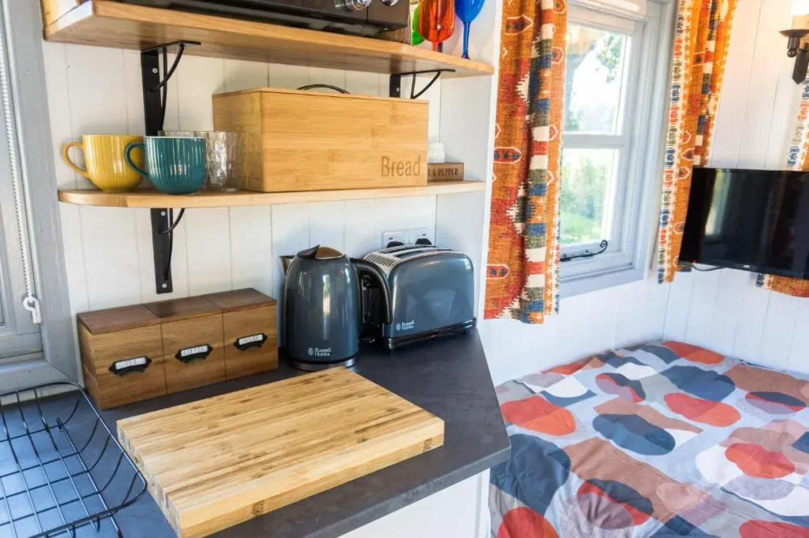 The Hideaway Hut - 1 Bed Shepherds Hut - Dodmarsh