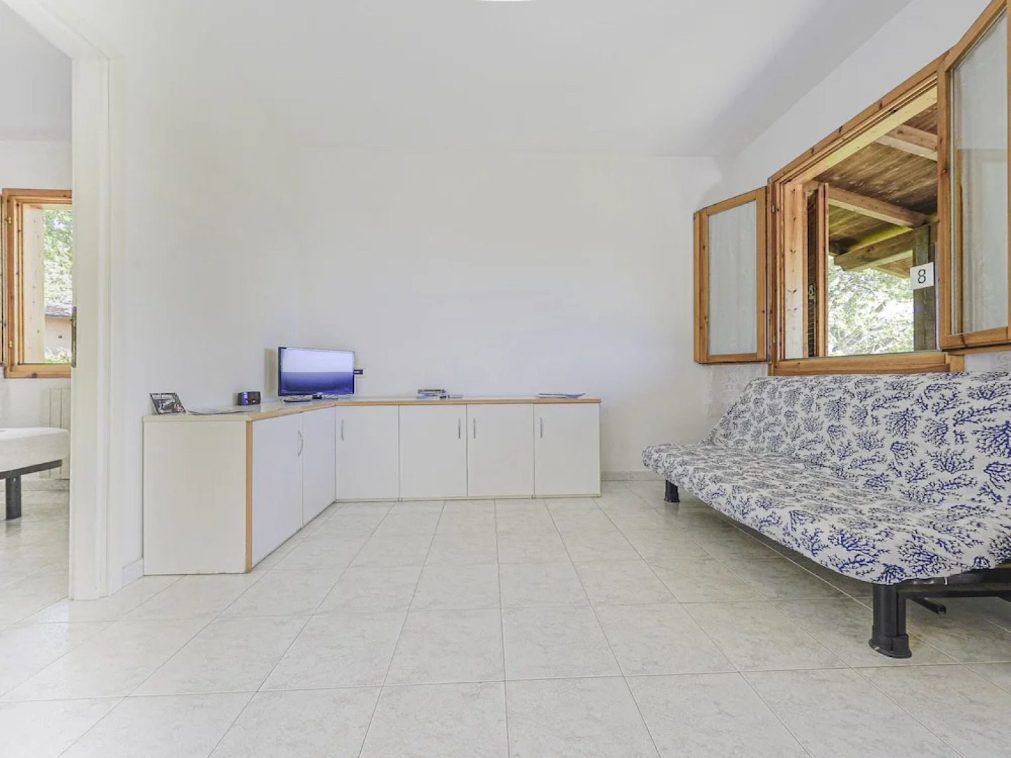 Quaint Bungalow With Covered Terrace Near the Sea