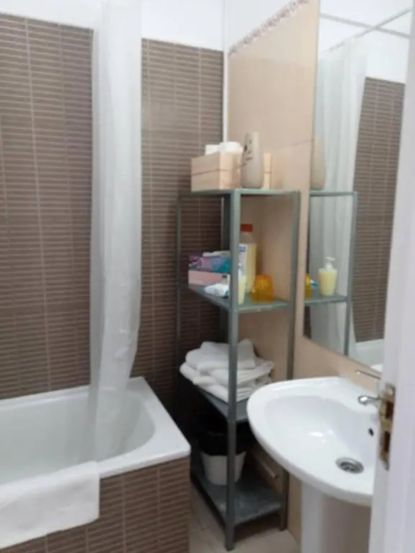 In Bed with Lisbon 15E