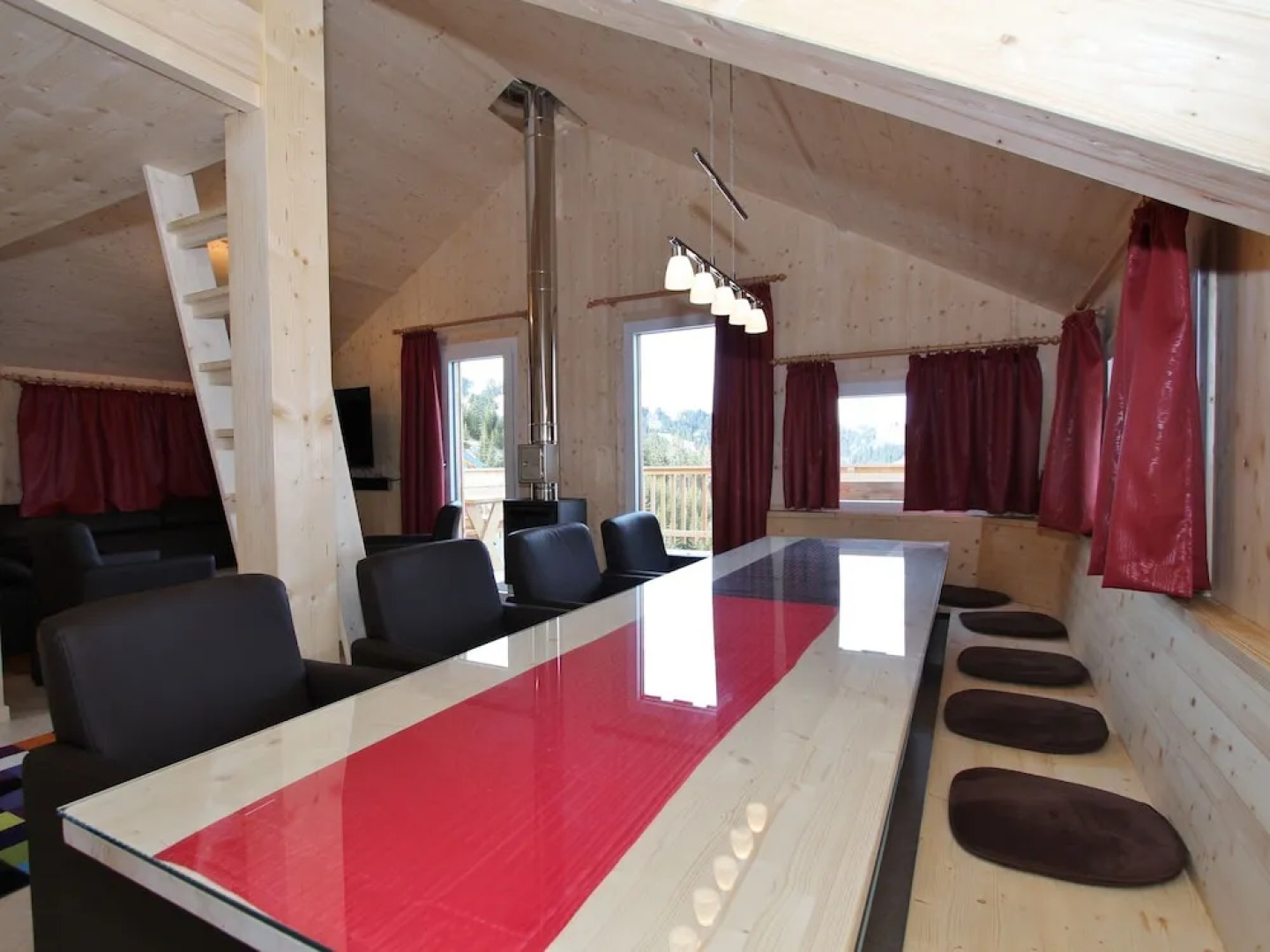 Cozy Chalet near Ski Area in Klippitztörl