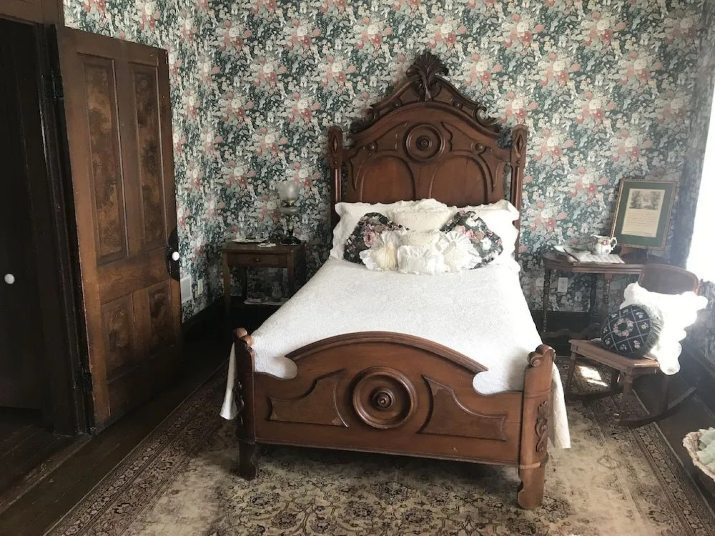 Corner George Inn Bed & Breakfast