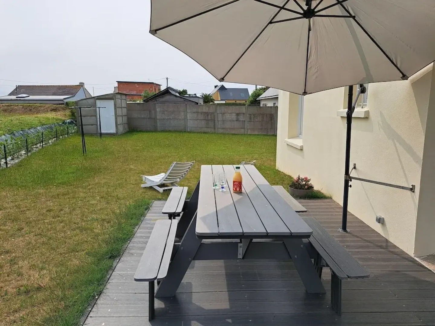 Comfortable Holiday Home Near the Beach