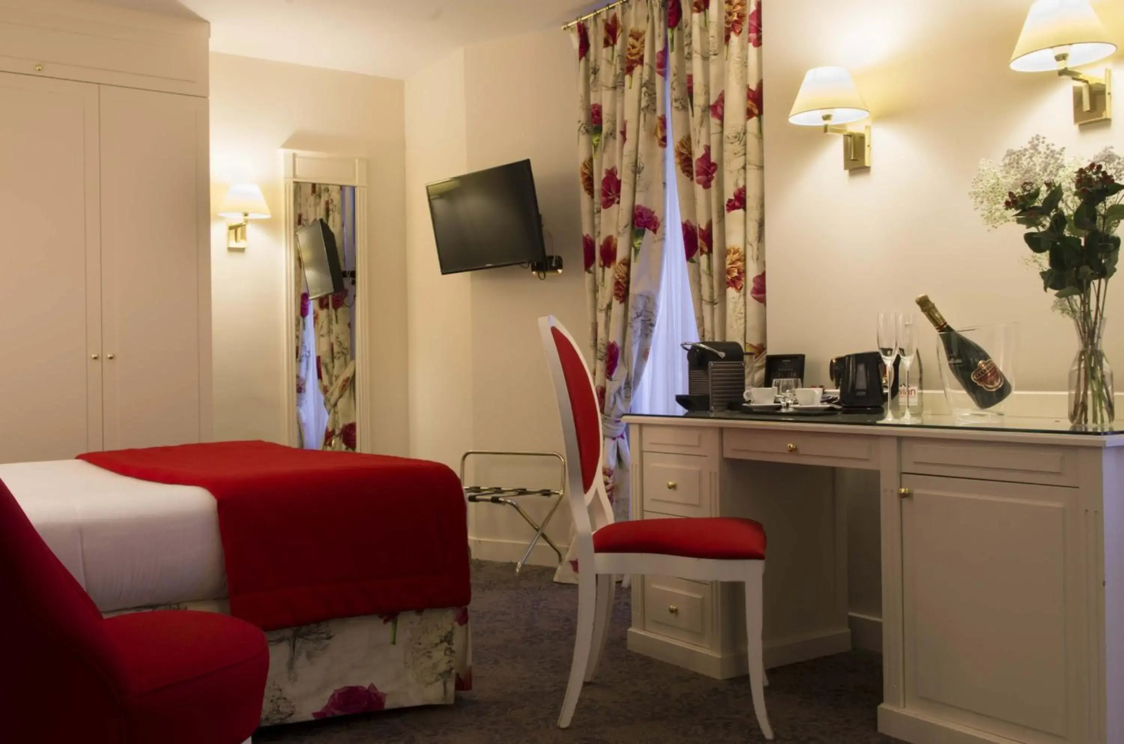 Hotel Queen Mary Paris