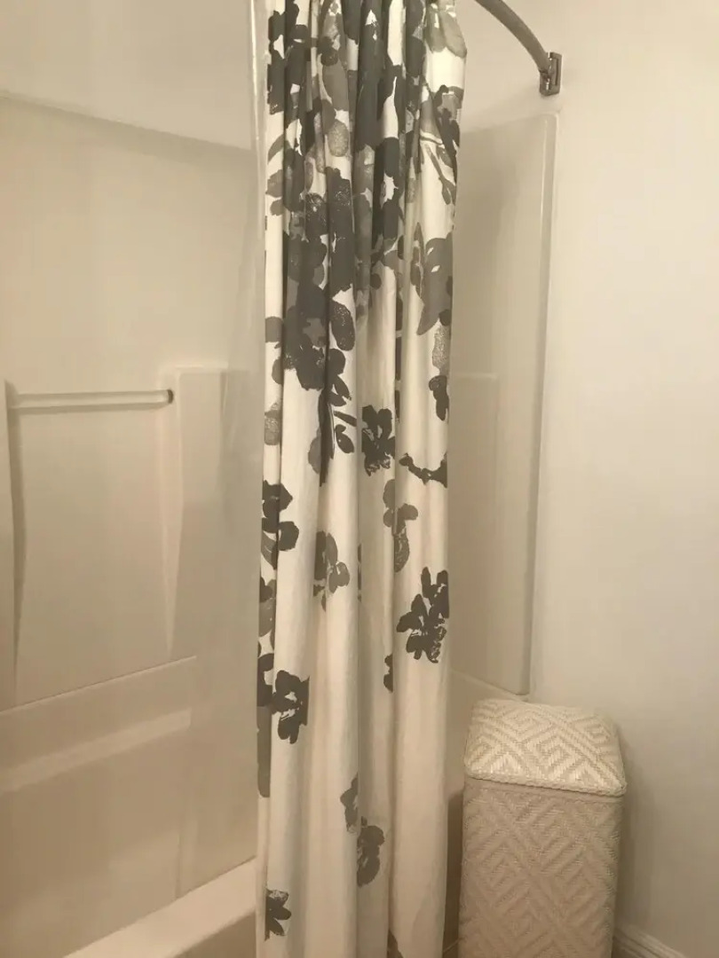 Charming Apartment in the Heart of Oshkosh