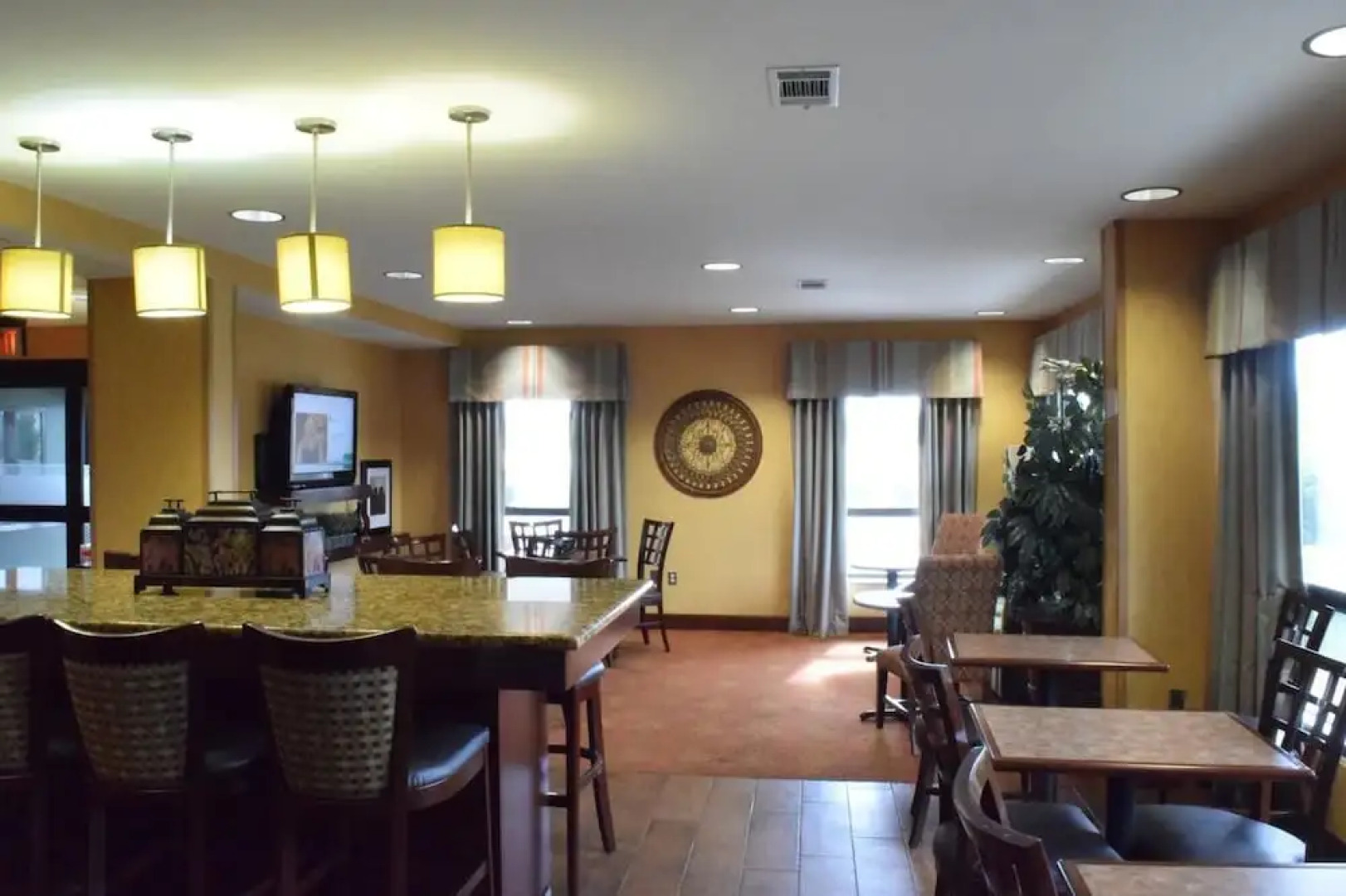 Baymont Inn & Suites by Wyndham The Woodlands