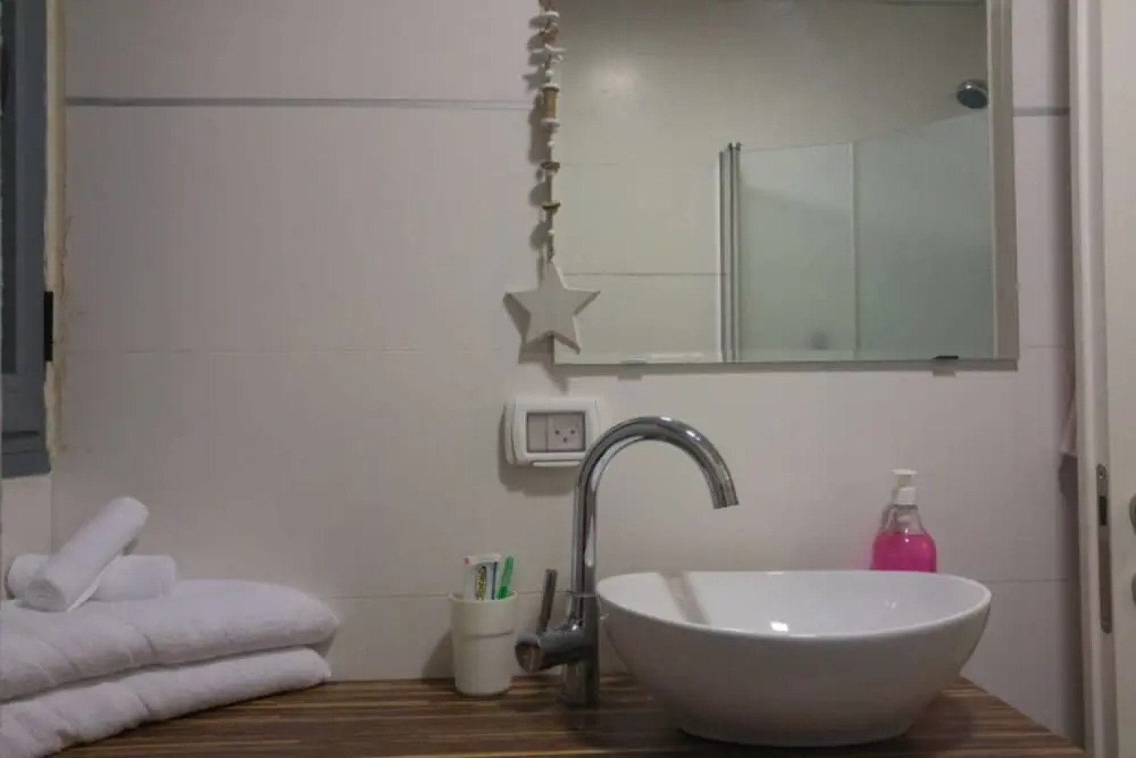 Diamond Exchange Flats