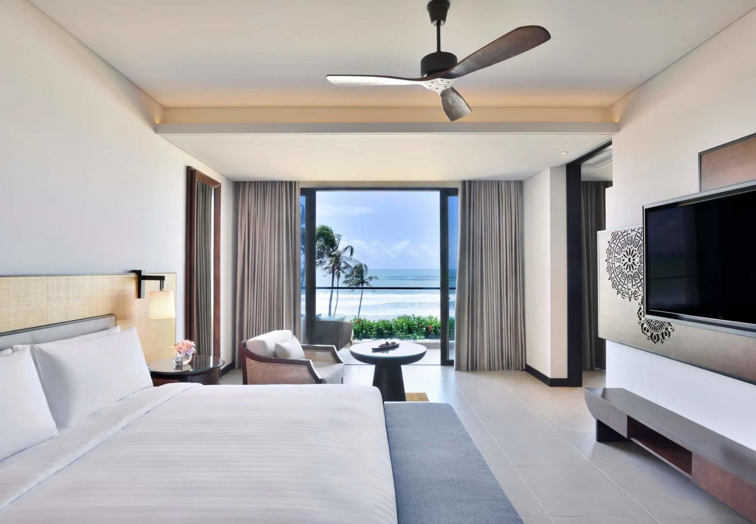 Курортный отель Weligama Bay Marriott Resort & Spa