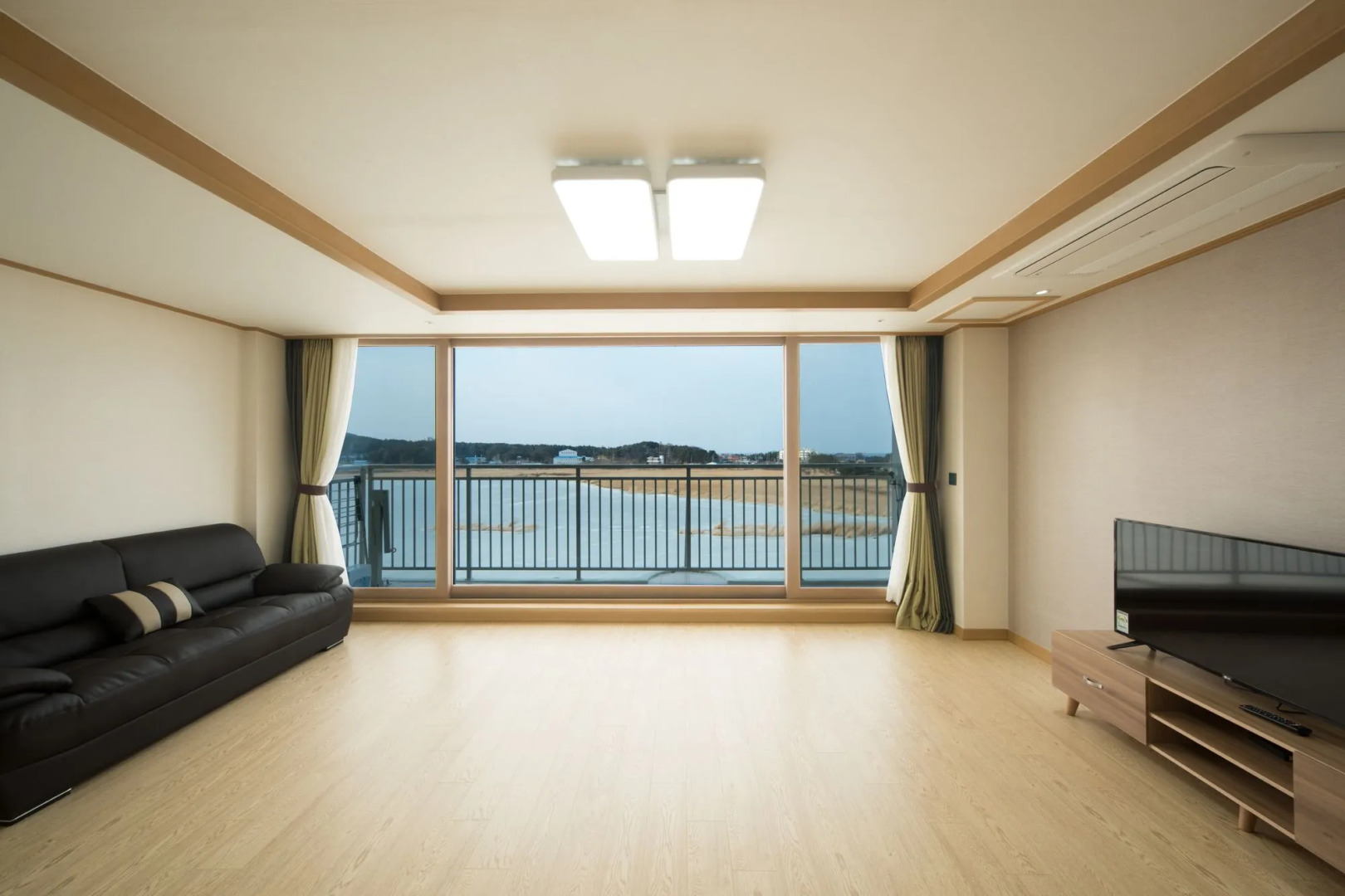 Lake Ocean Resort Sokcho