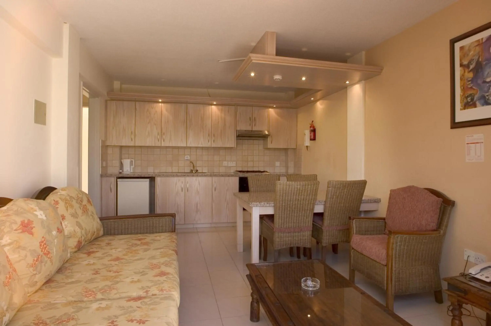 Senator Hotel Apartments - Adults Only