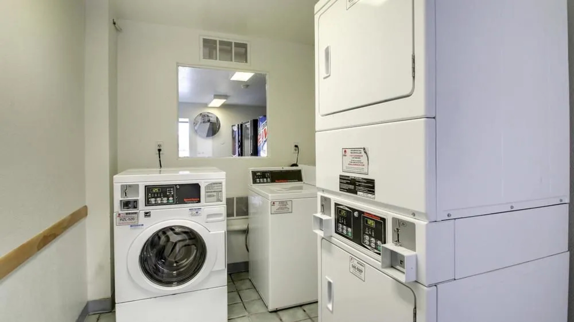 Motel 6 Manhattan Kansas