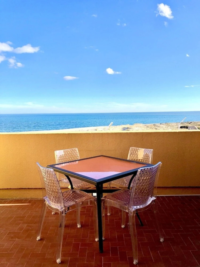 Magnifique T2 piscine mer wifi clim parking