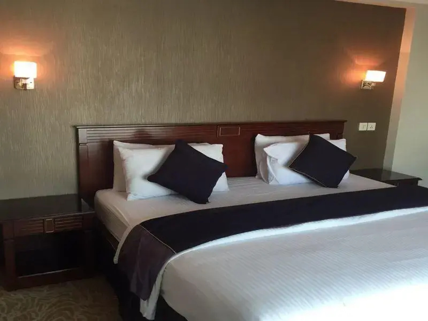 Dybaj Hotel Apartment