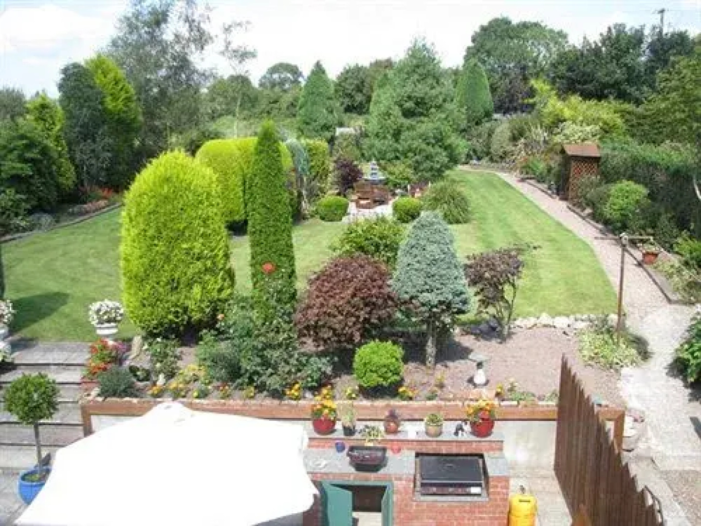 Rosewood Bed & Breakfast