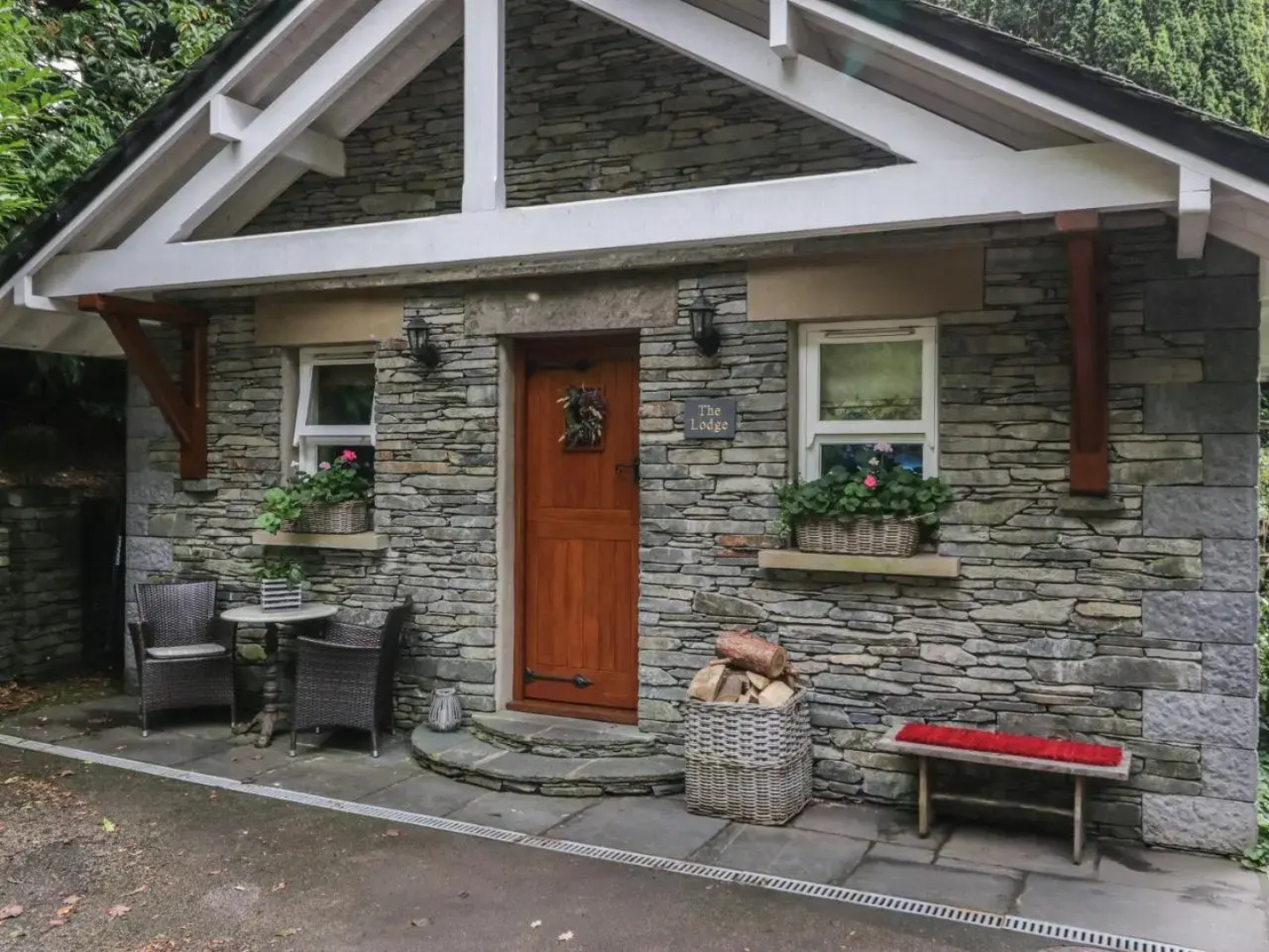 The Homestead Lodge
