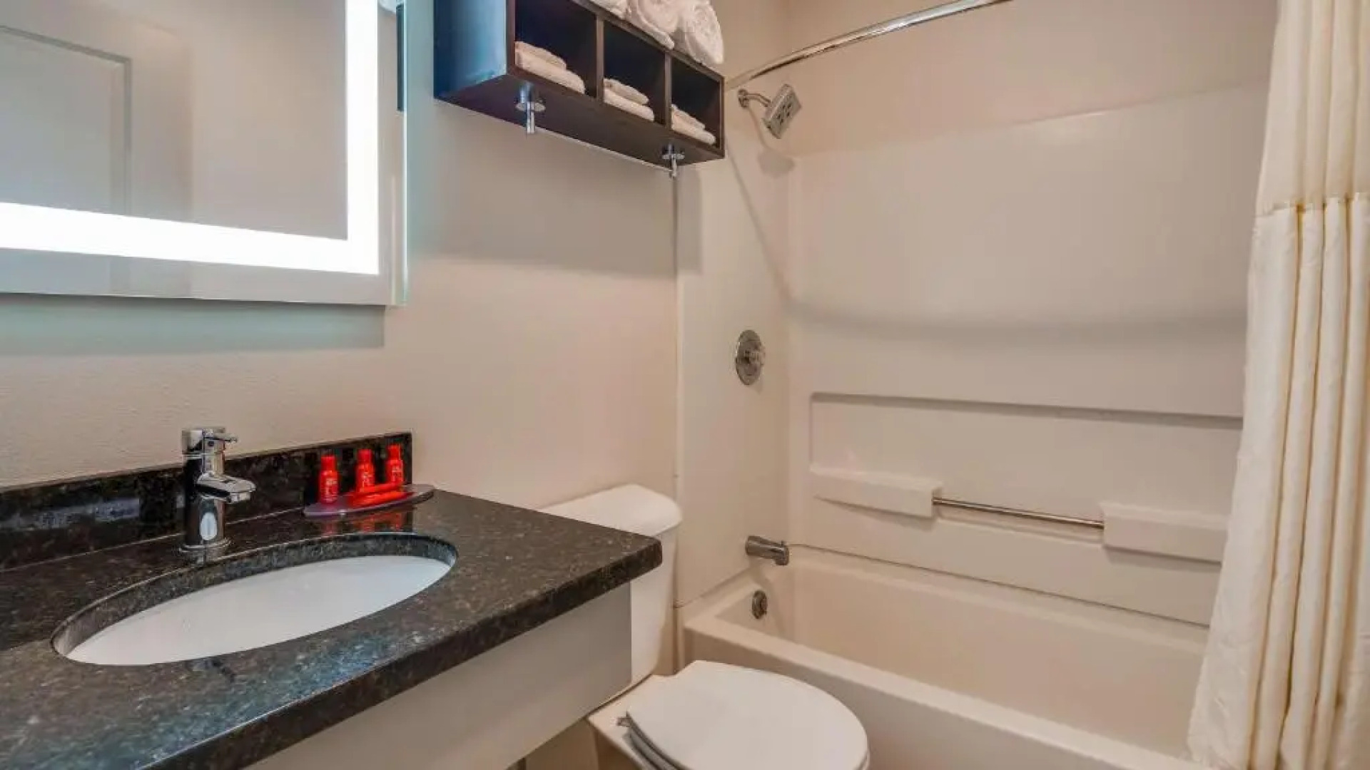 SureStay Hotel by Best Western Thomson