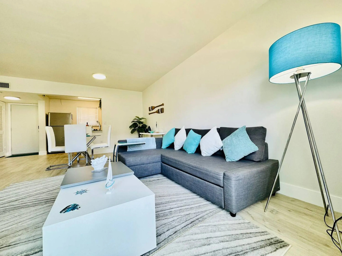 Waterfront 1BR Parking Walk to the Beach