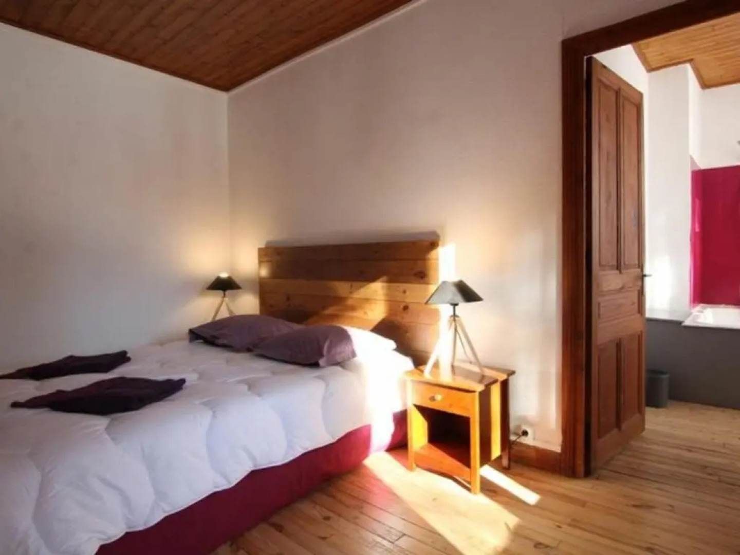 Gîte Le Chambon-sur-Lignon, 9 pièces, 15 personnes - FR-1-582-21