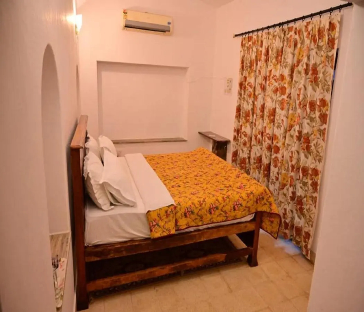 Leopard Lair Ananta Express