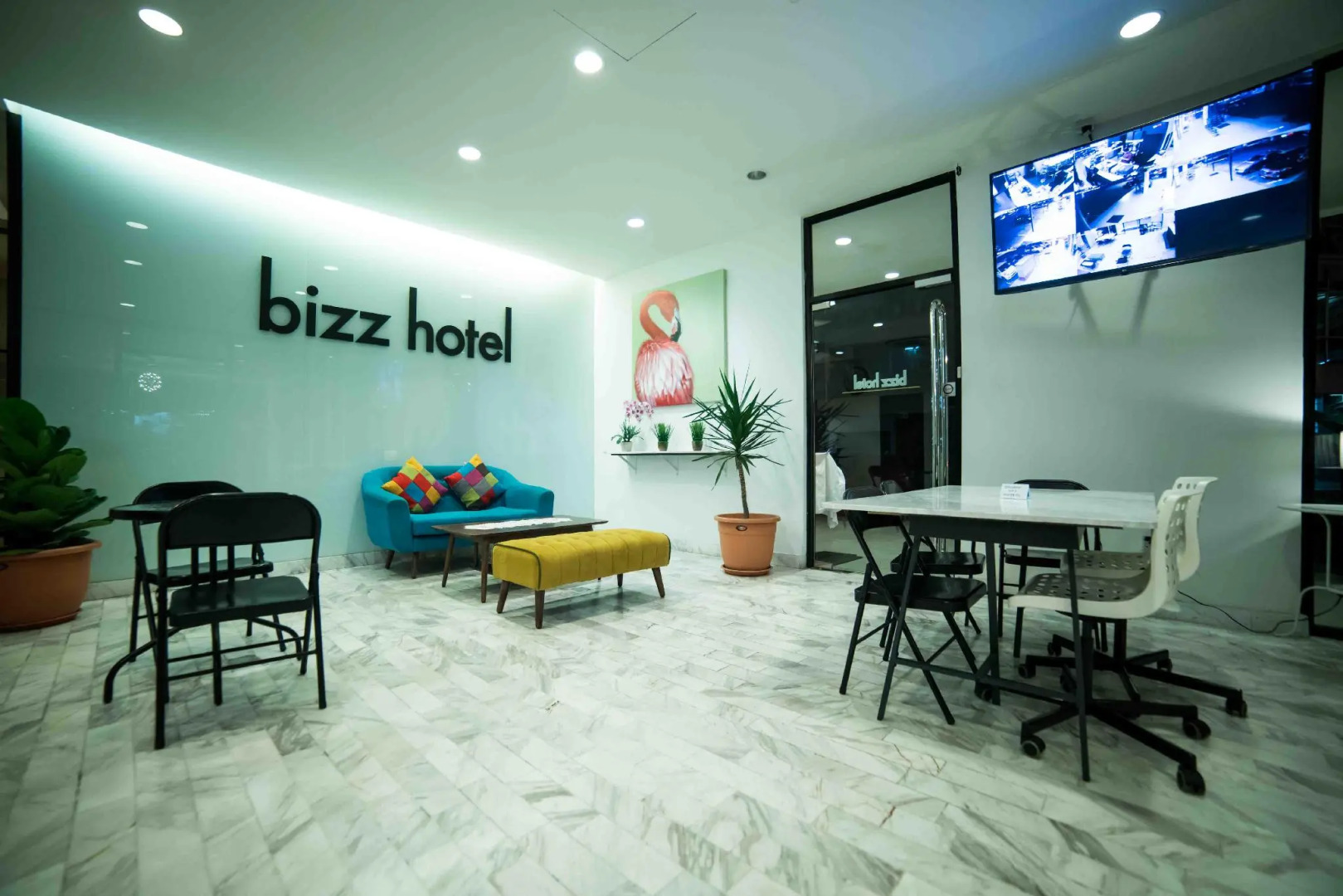 Bizz Hotel