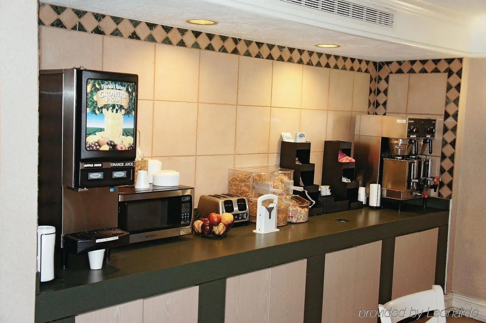 Quality Inn & Suites North Charleston - Ashley Phosphate