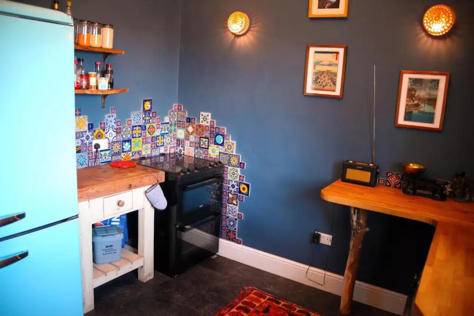 Grand top floor apartment in the Royal Bank House