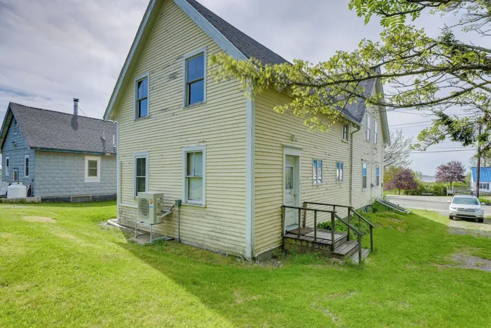 Walk to Beach: House w/ Deck & Yard in Lubec!