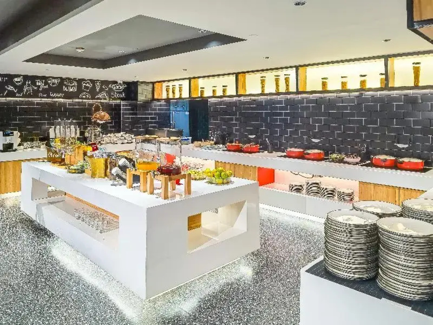 Ibis Hotel (Golmud Kunlun Garden)