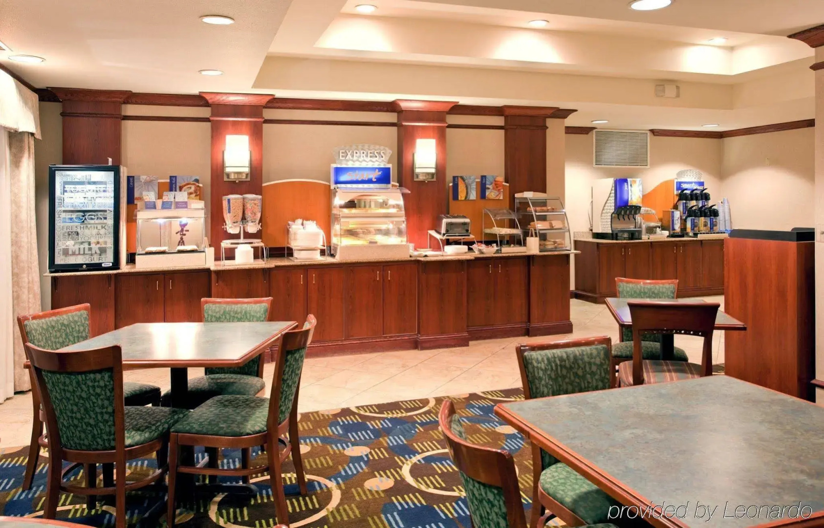Holiday Inn Express Hotel & Suites Independence-Kansas City by IHG