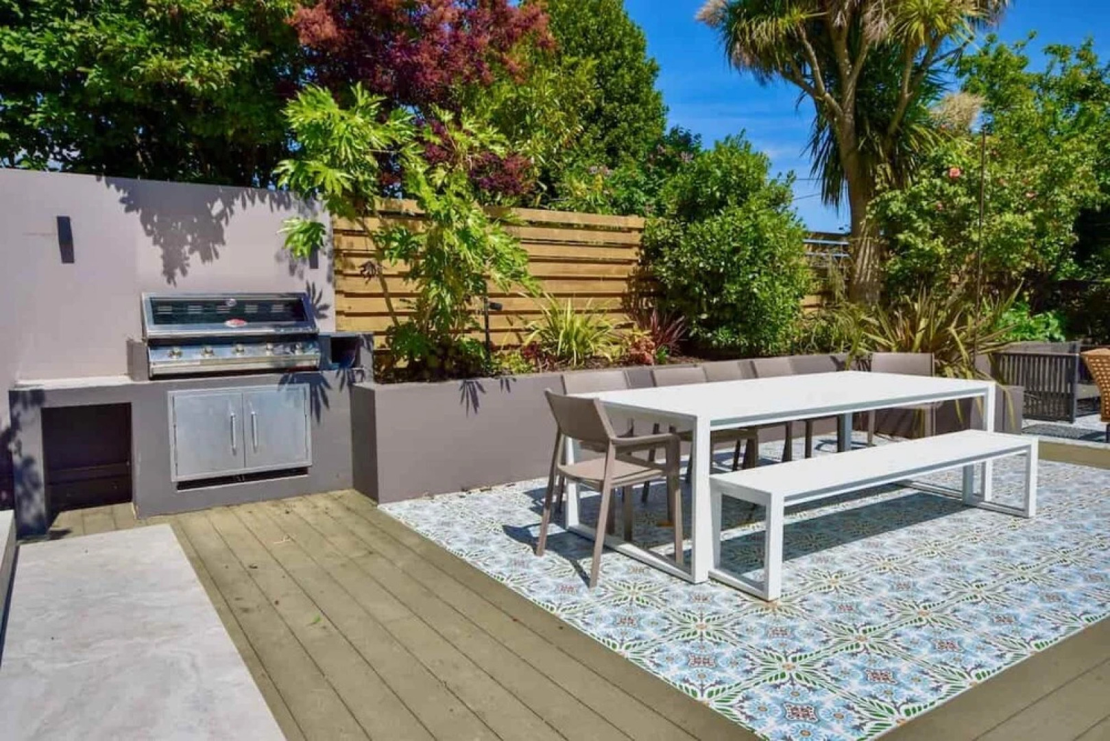 Blenheim House an Immaculate sea side home for 12 guests, plus swimming pool.