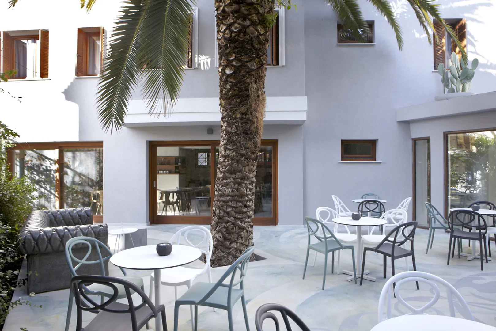 Apollon Library Suites