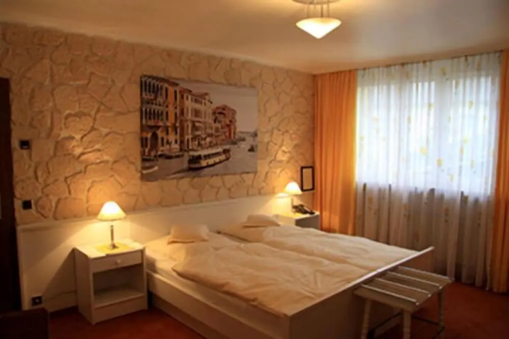 Hotel Die Post in Bürgel GmbH