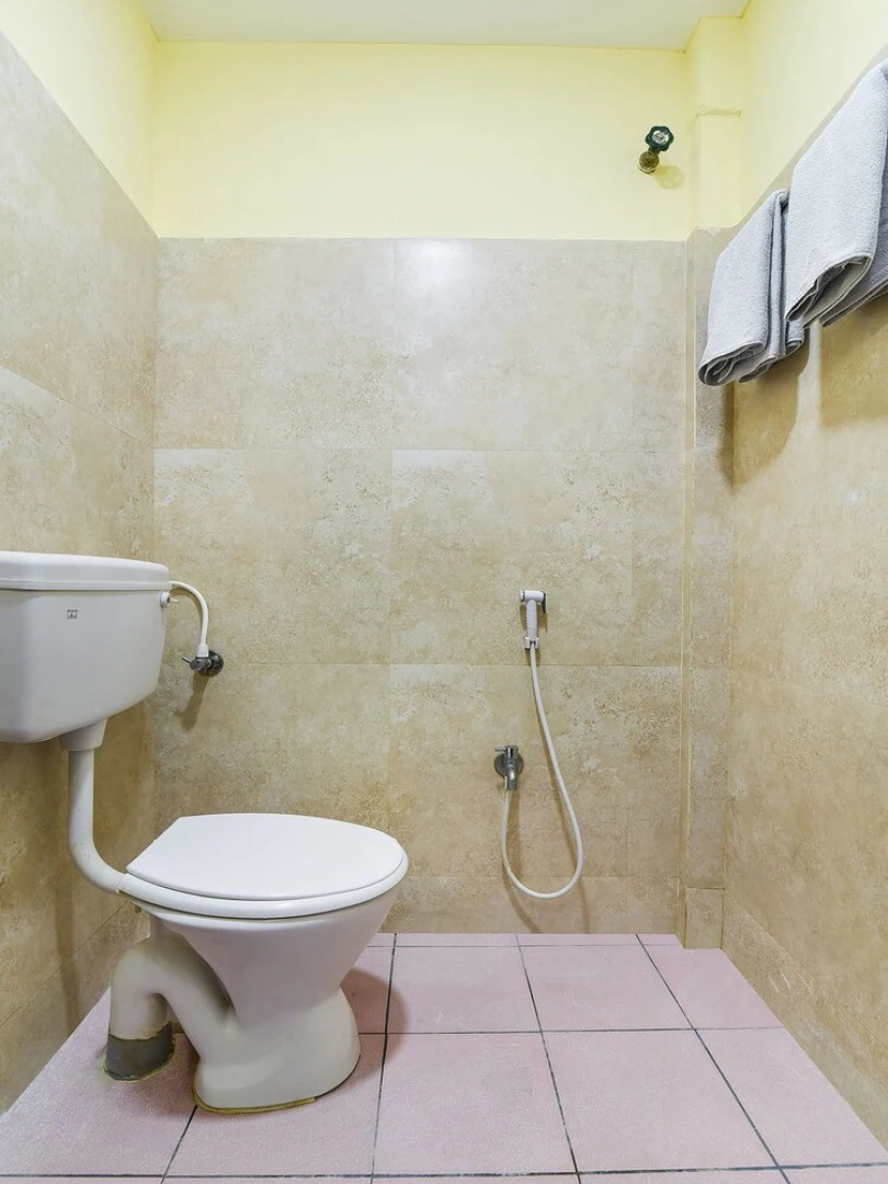 OYO 40717 Sai Priya Residency