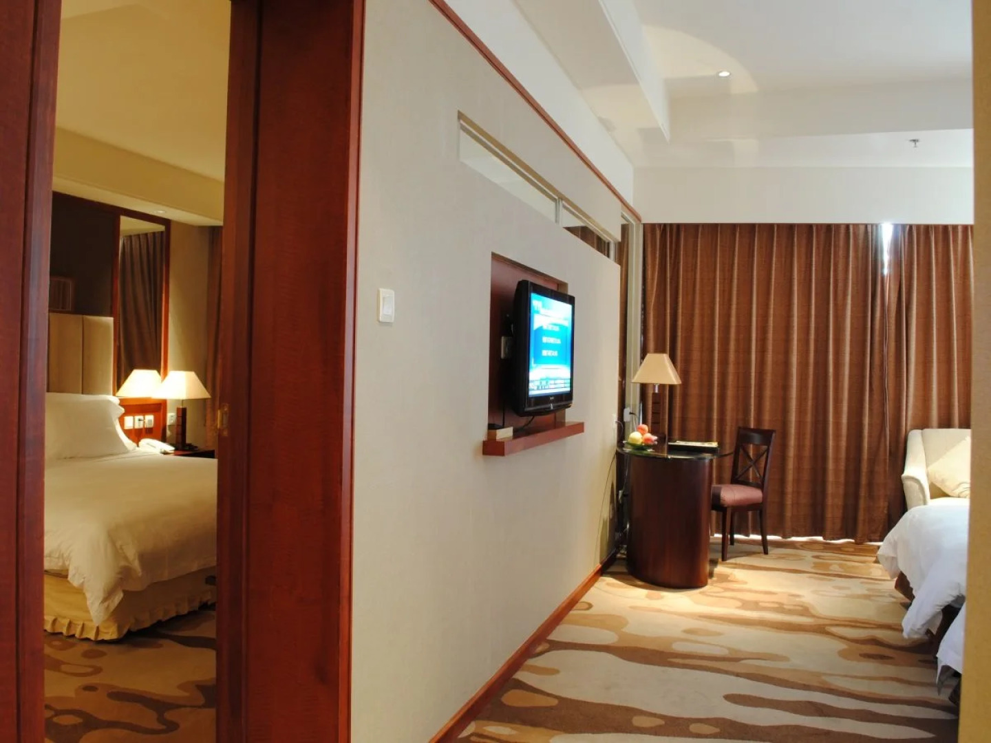 Grand Bay View International Dali