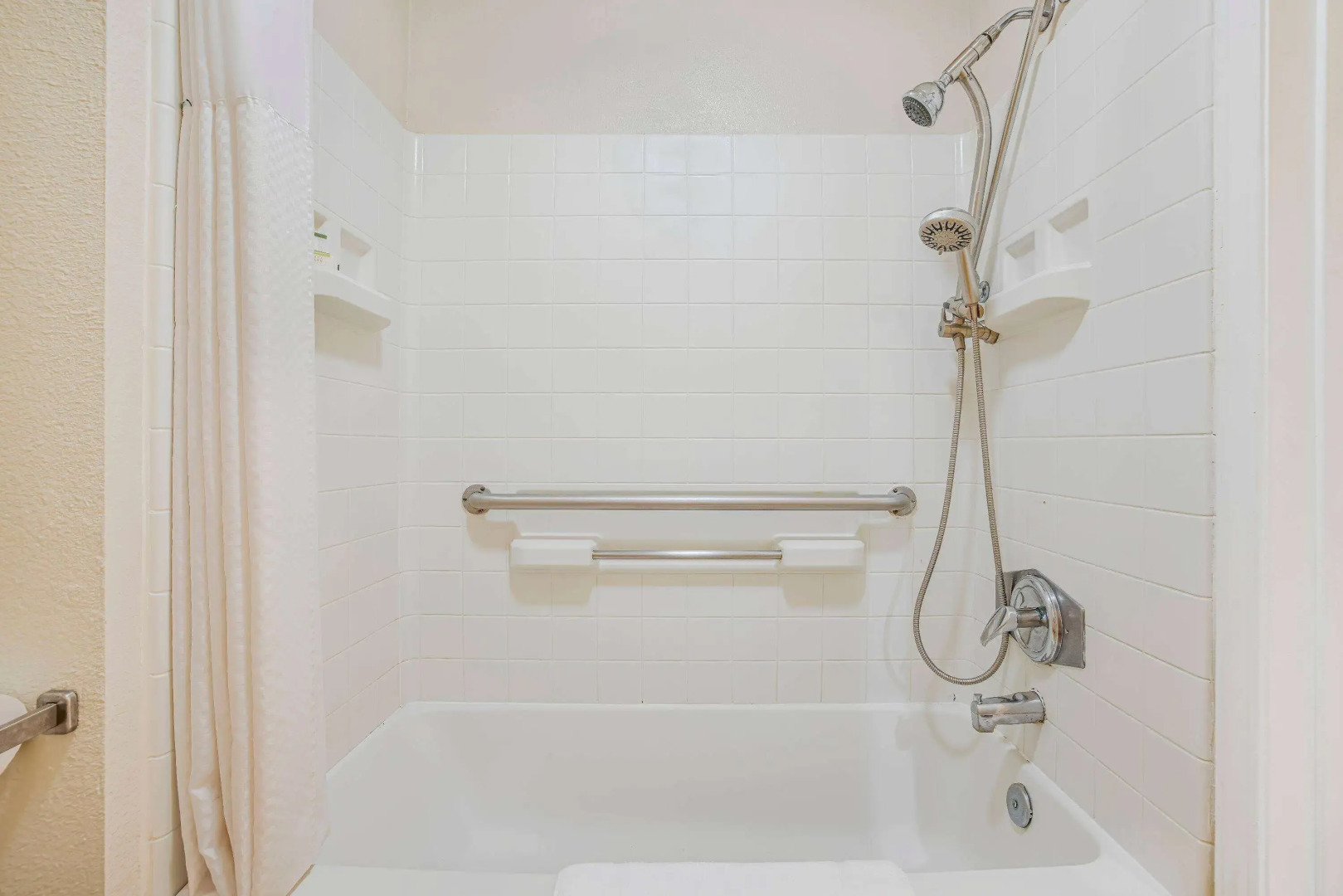 Super 8 by Wyndham Auburn