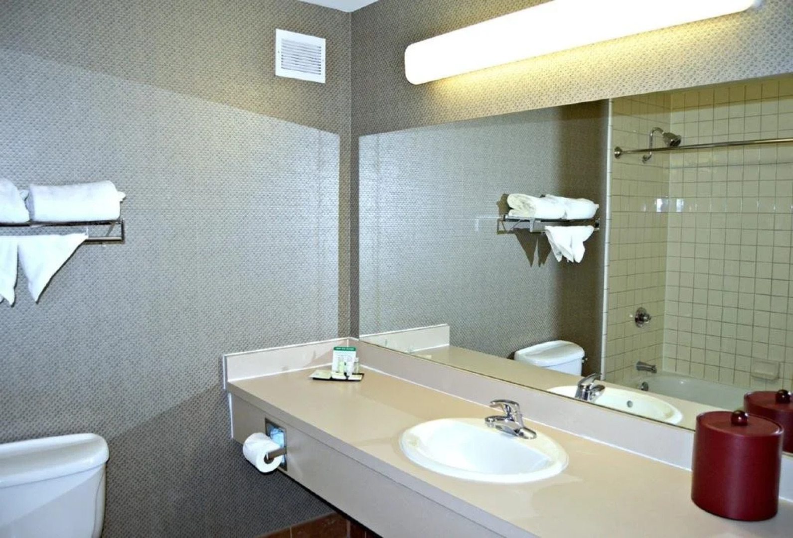 Apache Gold Resort Hotel