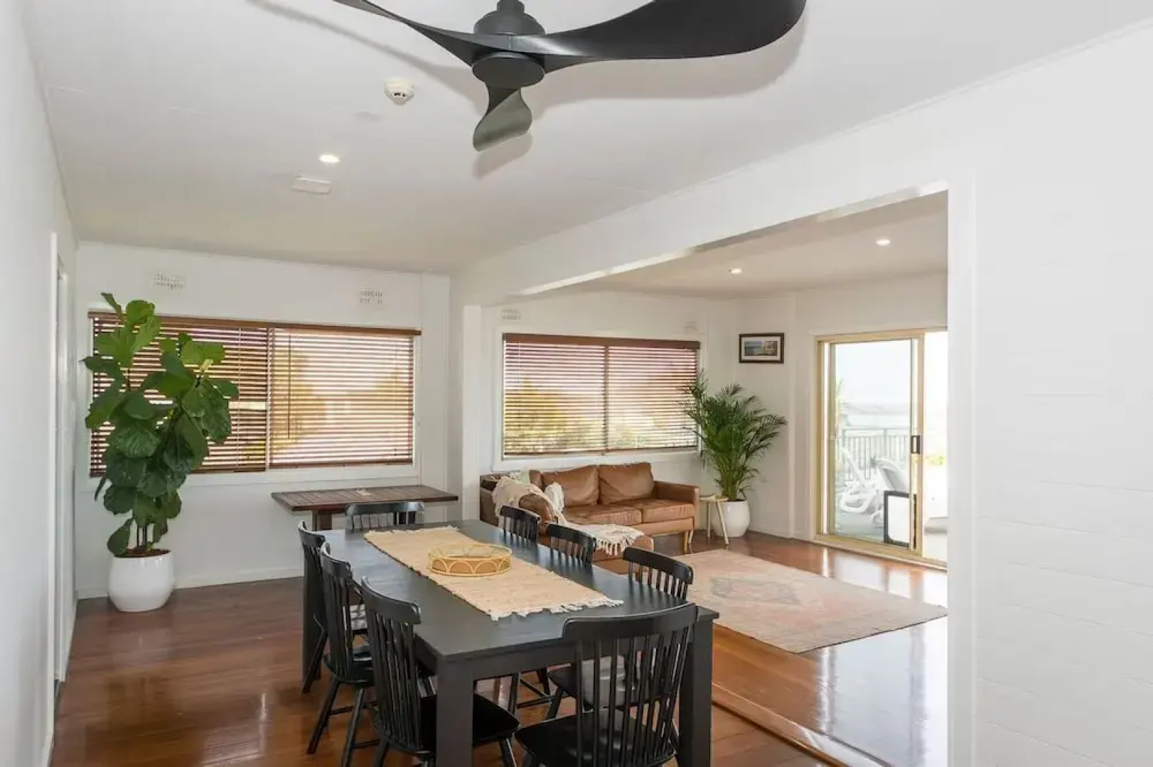 The Happy Pelican Harrington Hotel